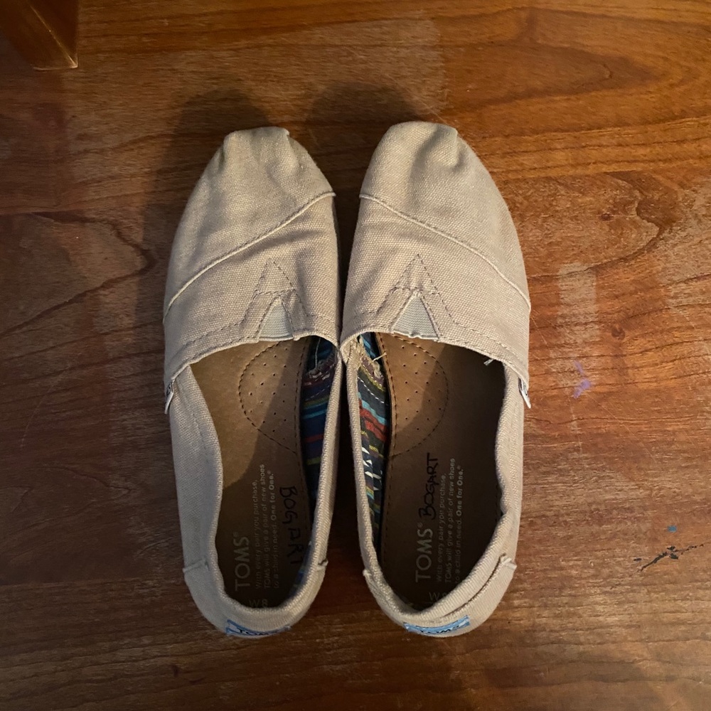 Tan/Beige Toms Slip ons